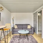 Bright Modern Just Minutes From Paris Lägenhet *