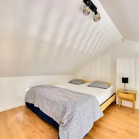 Bright Modern Just Minutes From Paris Apartamento