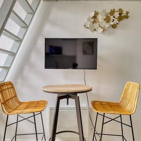 Bright Modern Just Minutes From Paris * Issy-les-Moulineaux